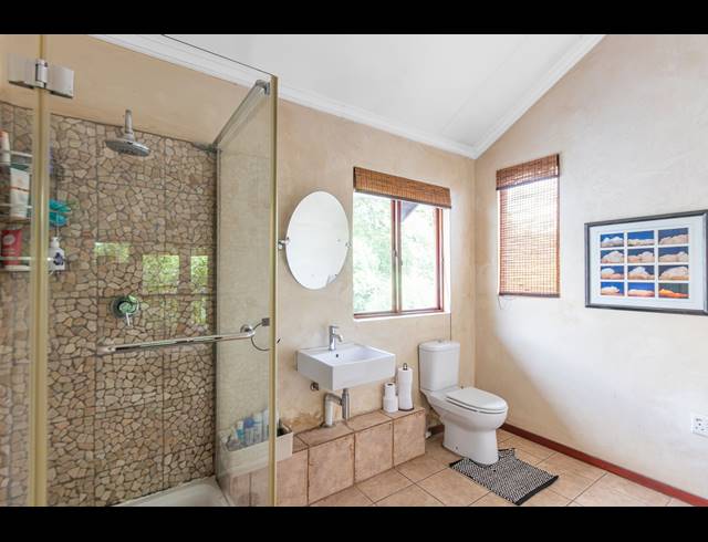 4 BEDROOM HOUSE FOR SALE IN NORTH RIDING AH
